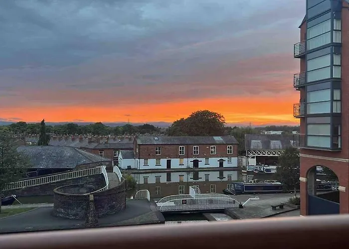 City Centre 2 Bed Apartment