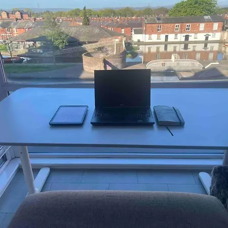City Centre 2 Bed Apartment Chester Exterior photo