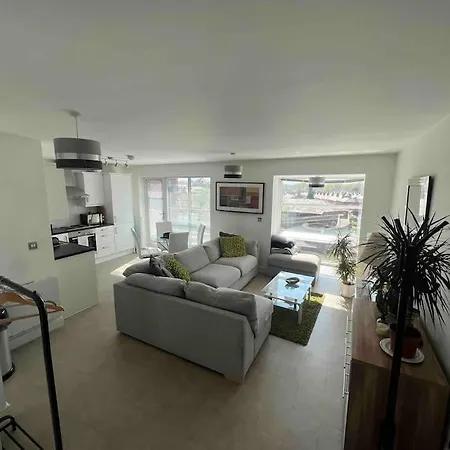 City Centre 2 Bed Apartment Chester Exterior photo