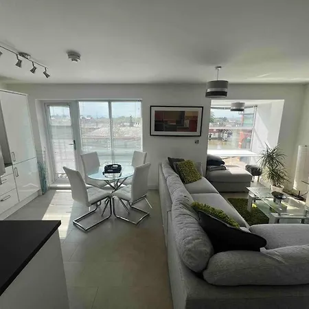 City Centre 2 Bed Apartment Chester Exterior photo