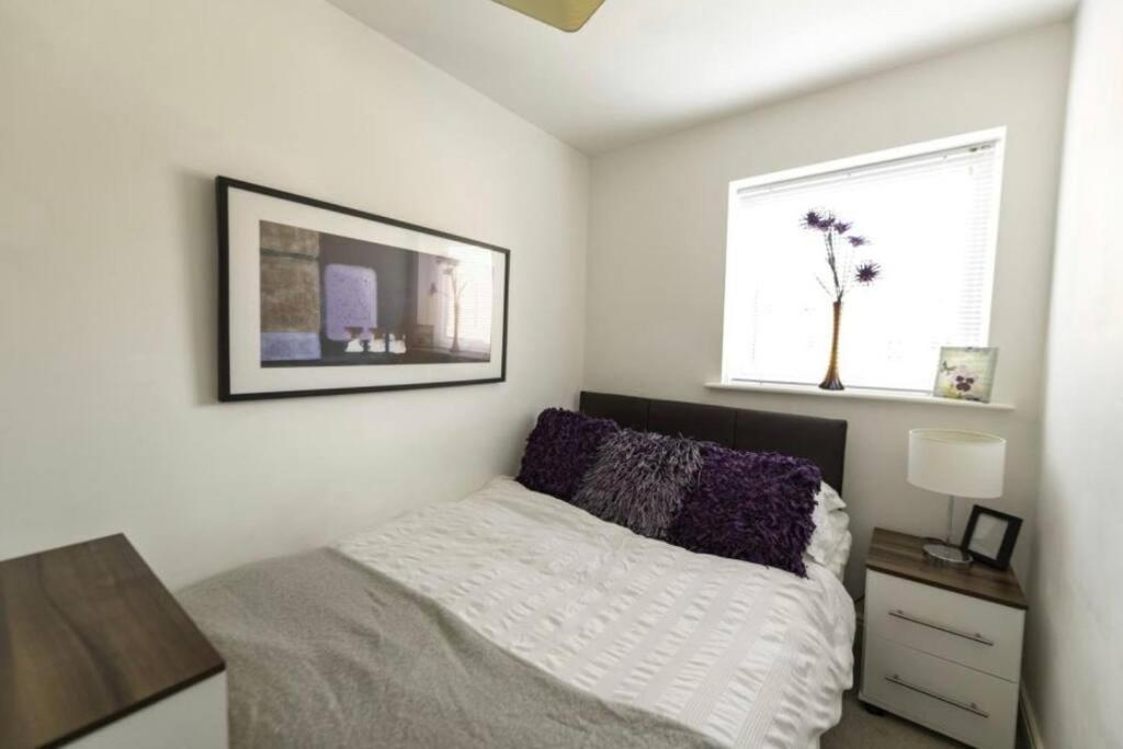 Centre 2 Bed * Chester